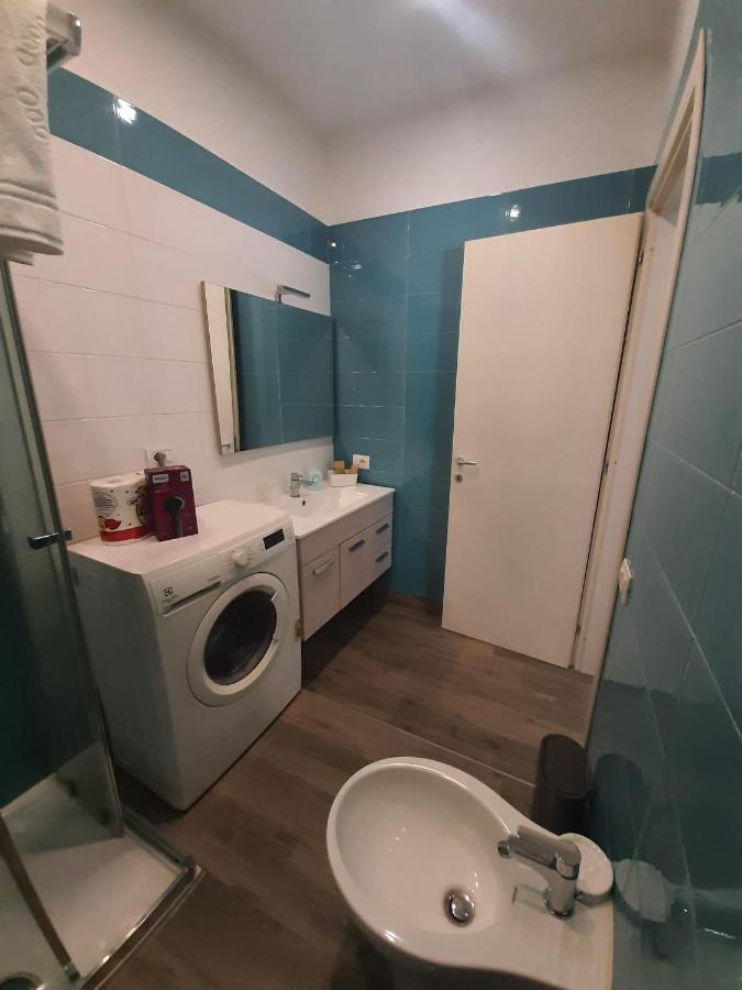 Ridi Home Zona Ospedaliera Наполи Екстериор снимка